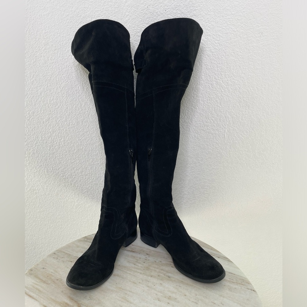 OMAI boots knee high suede buckle sz 11 or EU 41 Italian made heeled